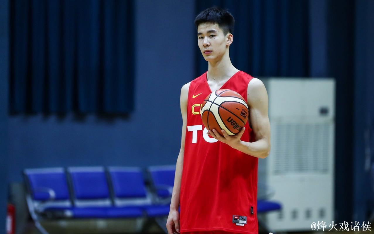 CBA官宣首轮最佳阵容:郭昊文砍42分险胜广东 里勒力挫山东 CBA官宣首轮最佳阵容:郭昊文砍42分险胜广东 里勒力挫山东